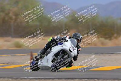 media/Sep-10-2022-SoCal Trackdays (Sat) [[a5bf35bb4a]]/Turn 6 (1140am)/